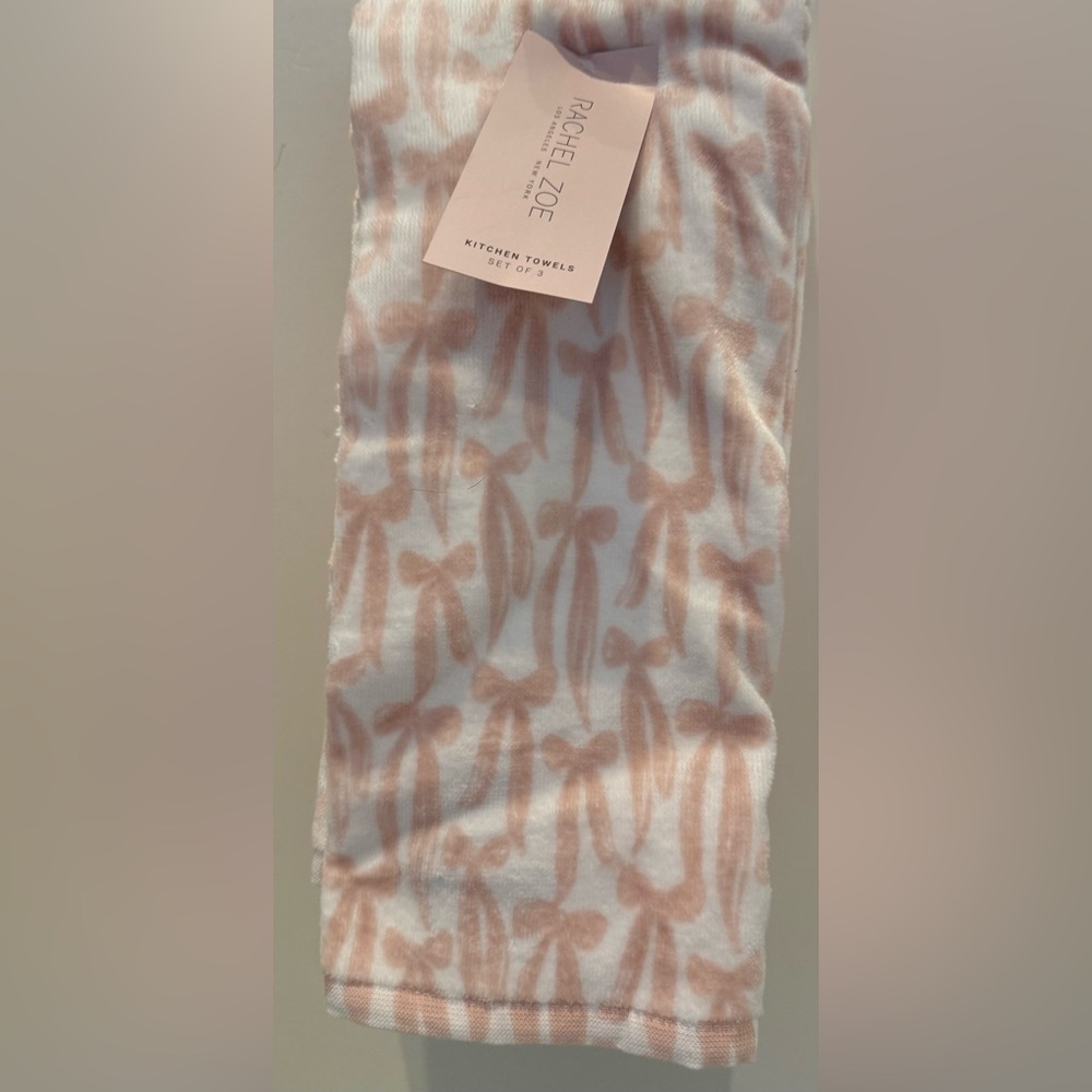 Cute Rachel Zoe Kitchen Towels- Set of 3- NWT